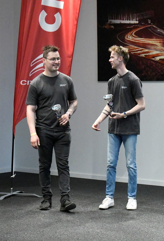 En god dag er, når man kan slutte med point og pokaler for sin indsats.
(Foto: specialpress@gmail.com)